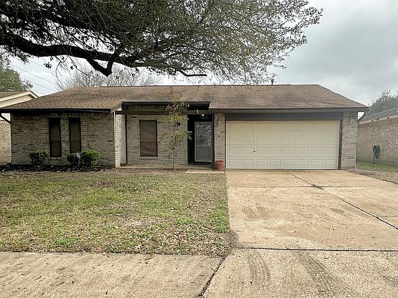 3rd image of 7646 Western Oak Ln