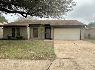 7646 Western Oak Ln, Houston, TX 77040