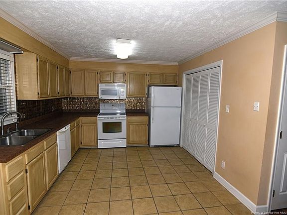 5th image of 4809 Pinedale Blvd