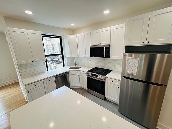 2nd image of 421 W 162nd St APT 5B