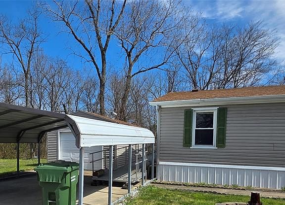 4th image of 38 Trails End