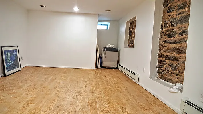 Rented by 585 Evergreen Avenue, LLC | media 13