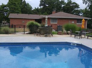 127 Hollyhock Ln, Edwardsville, IL 62025