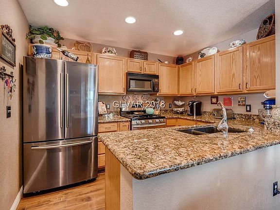 3rd image of 8452 Boseck Dr Unit 261