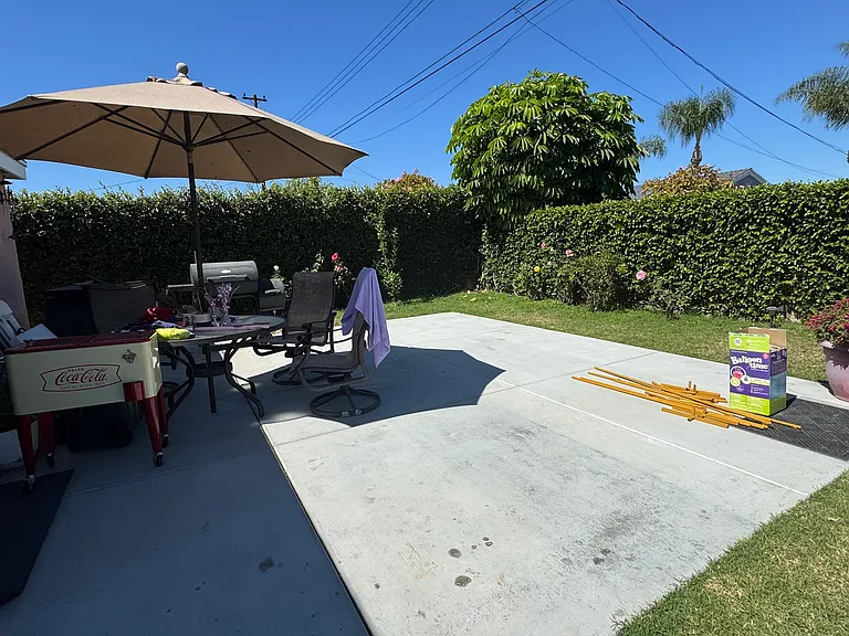 10312 Miranda Ave — Photo 5