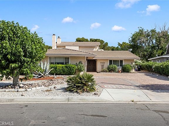 2nd image of 14991 Blue Grass Dr