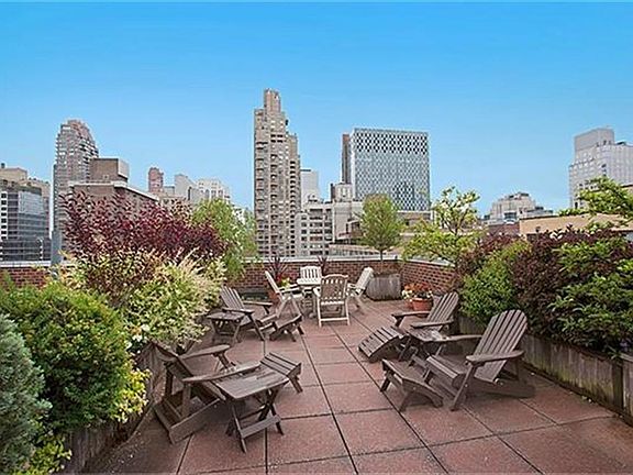 4th image of 310 E 70th Street 7j #7J
