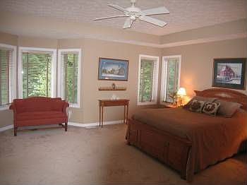 5th image of 992 Lancewood Dr