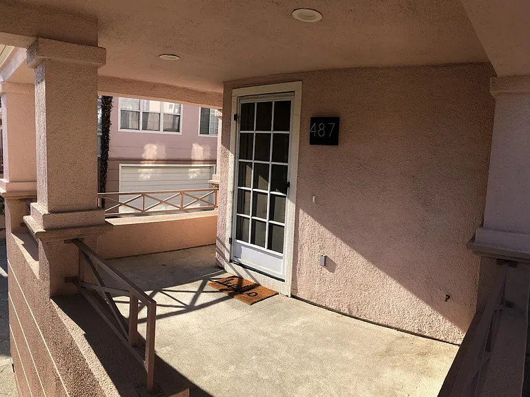 487 Cascadita Ter — Photo 2