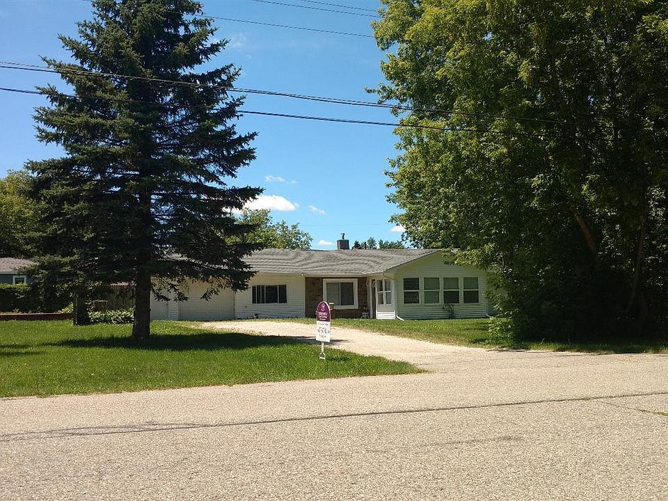 1st image of 1040 Lasalle Ave