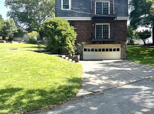435 Plymouth St, Pittsburgh, PA 15211