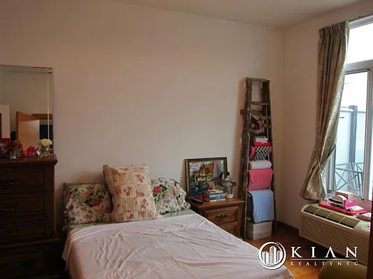 Rented by Kian Realty | media 15