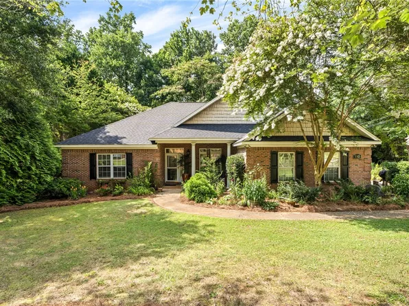 110 N Cedarbrook Dr, Auburn, AL 36830
