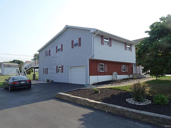 2nd image of 3730 Dewalt St