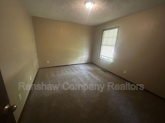 5th image of 37 Charles Latham Dr