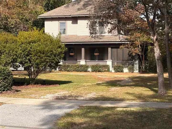 522 W Home Ave, Hartsville, SC 29550