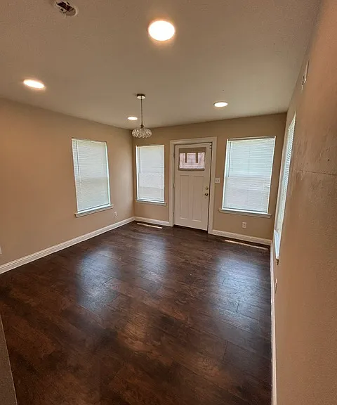 1203 E Woodin Blvd #1203 — Photo 4
