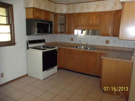 4th image of 2824 18th St