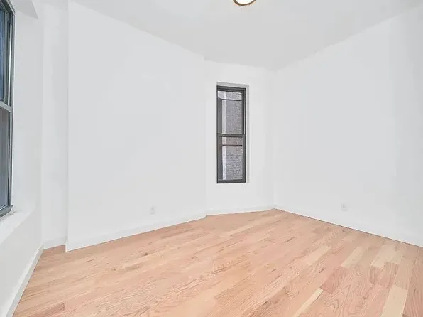 137 West 83rd Street image 4 of 5