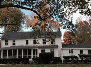 81 W Main St, Georgetown, MA 01833