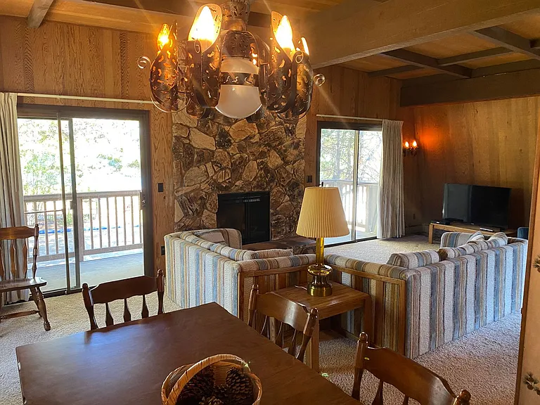 4087 Sunrise Ln — Photo 2