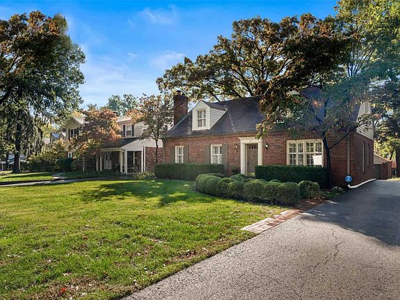 2nd image of 24 Beverly Dr