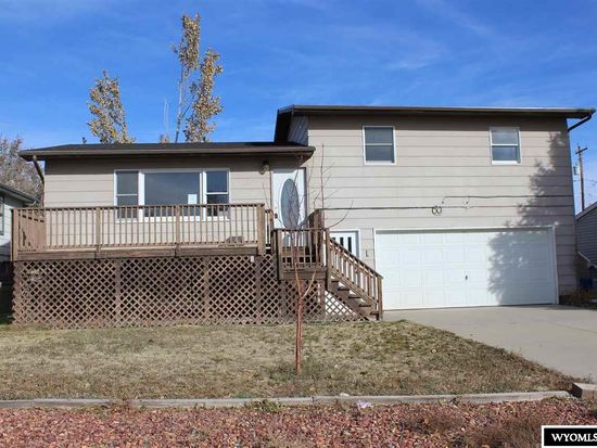 1322 Broadway St Thermopolis Wy 82443 Zillow