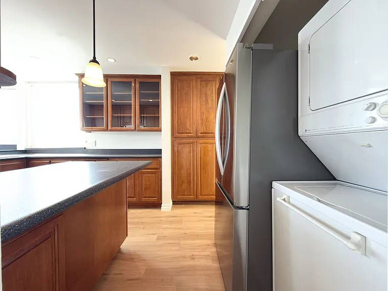 4513 Cove Dr #12 — Photo 15