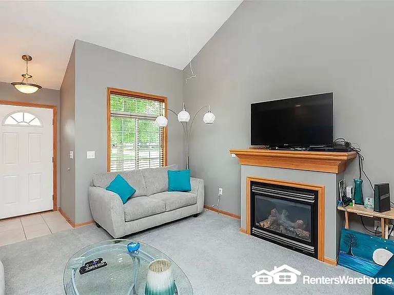 3799 Village Run Dr #307 — Photo 2