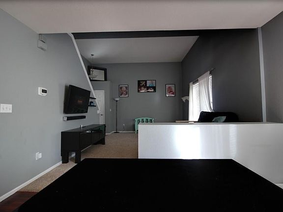 Living room (from dining room)