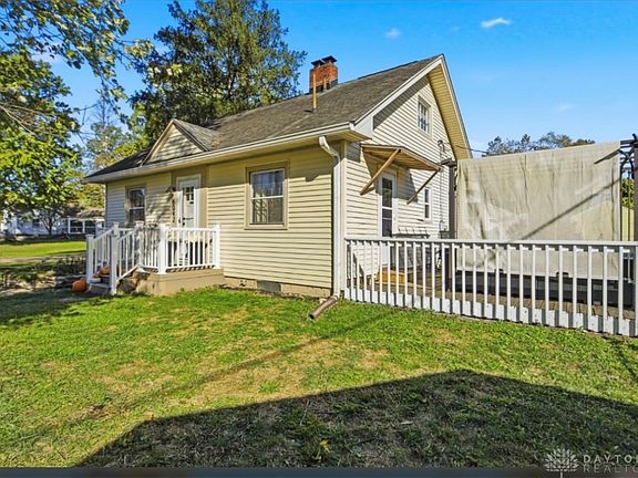4th image of 6042 10th Ave