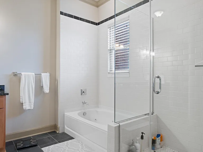 214 Russell M Perry Ave — Photo 25