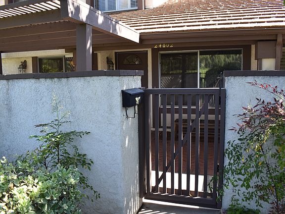 4th image of 24802 Sand Wedge Ln