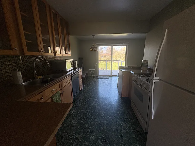 9240 Columbus Ave S — Photo 2
