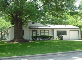 4727 SW 17th Ter, Topeka, KS 66604