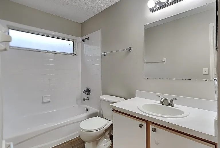 530 Scarlet Maple Ct — Photo 11