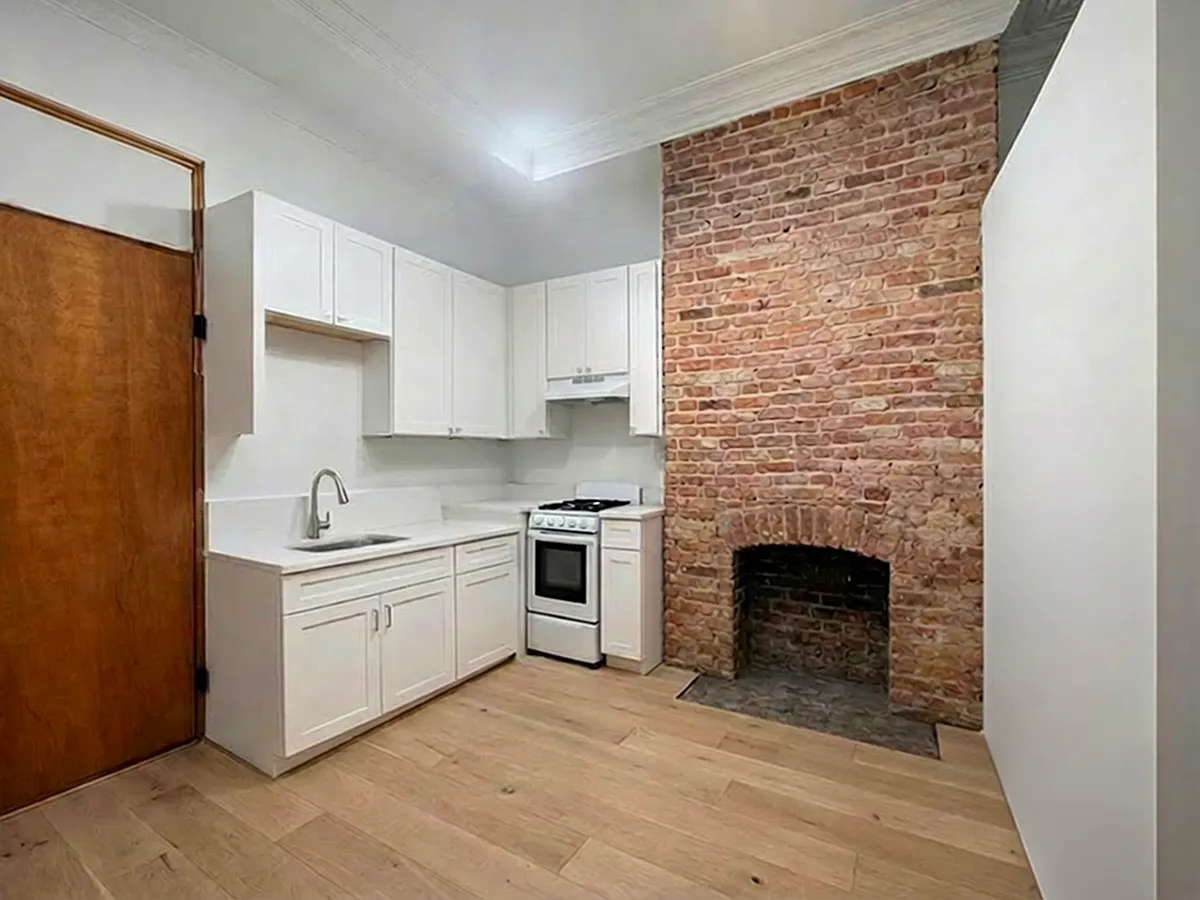 Building Photo - 7 Fairfield Ave #1