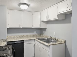225 W McDowell Rd #A7, Jackson, MS 39204