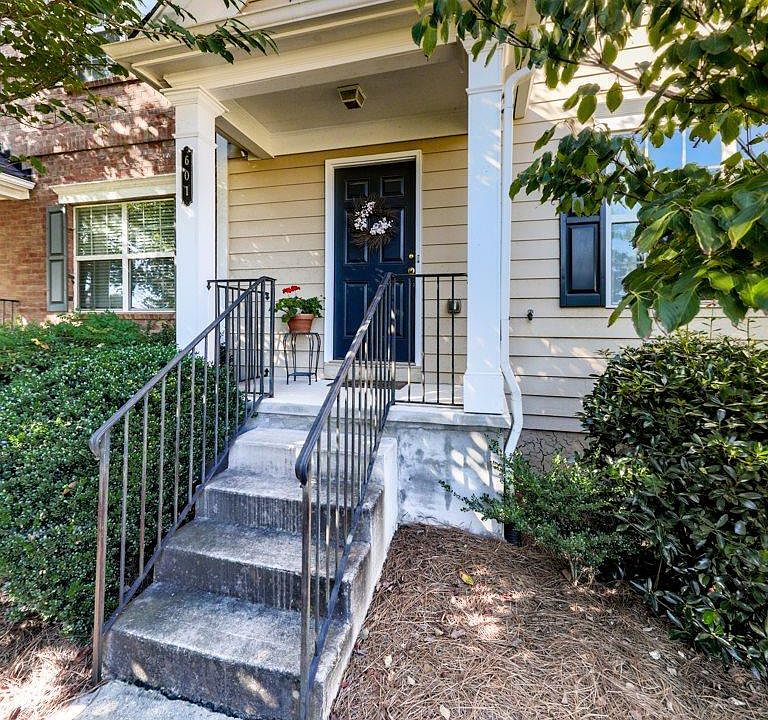 1st image of 601 Market Place Ln #94