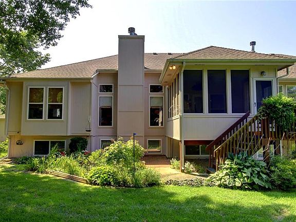 3rd image of 17222 E 44th Terrace Ct
