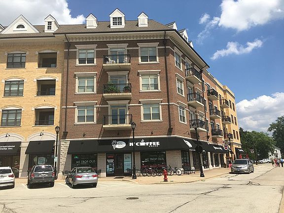 3rd image of 24 W Station St Unit 306W