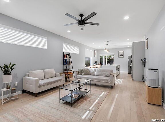 3rd image of 2107 Schley Ave