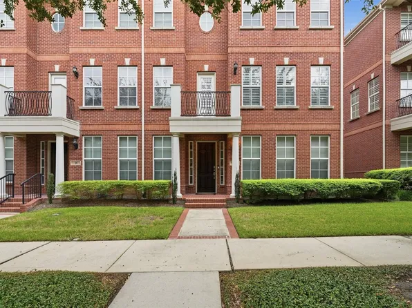 39 Islewood Blvd, Spring, TX 77380