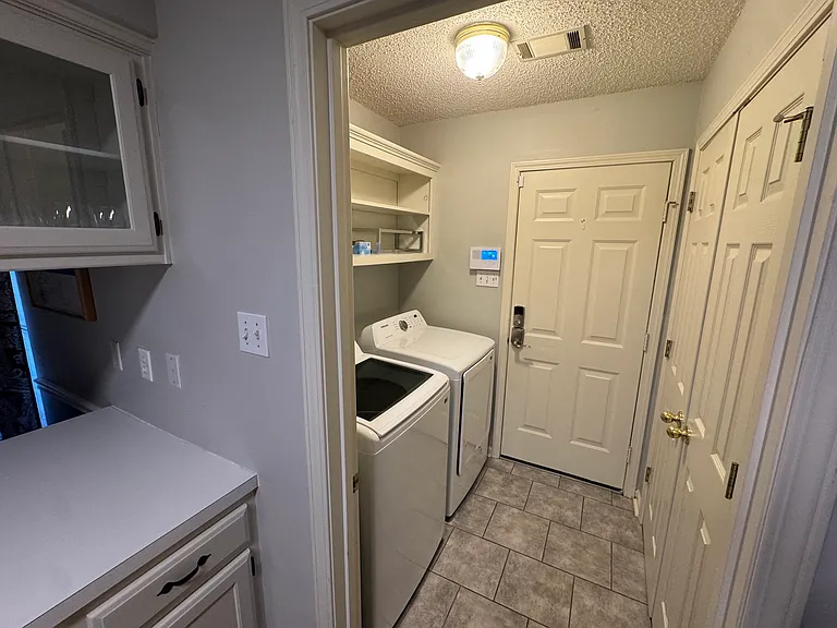14 Ridgeton Ct — Photo 6