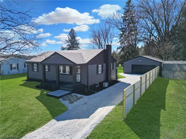 231 Olive Dr, Wintersville, OH 43953