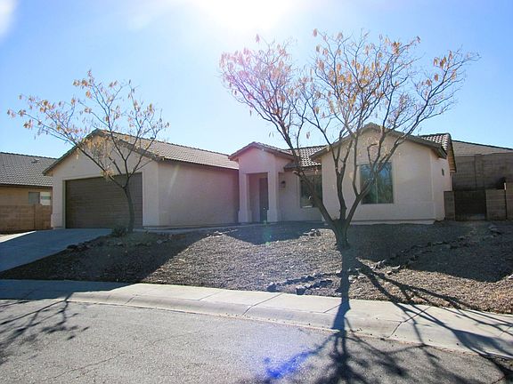 3rd image of 1450 Silverado Dr