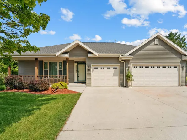 1504 Melissa Ln, New Holstein, WI 53061