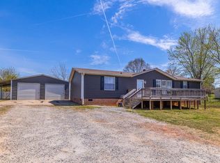 460 Cinnamon Ridge Dr, Inman, SC 29349