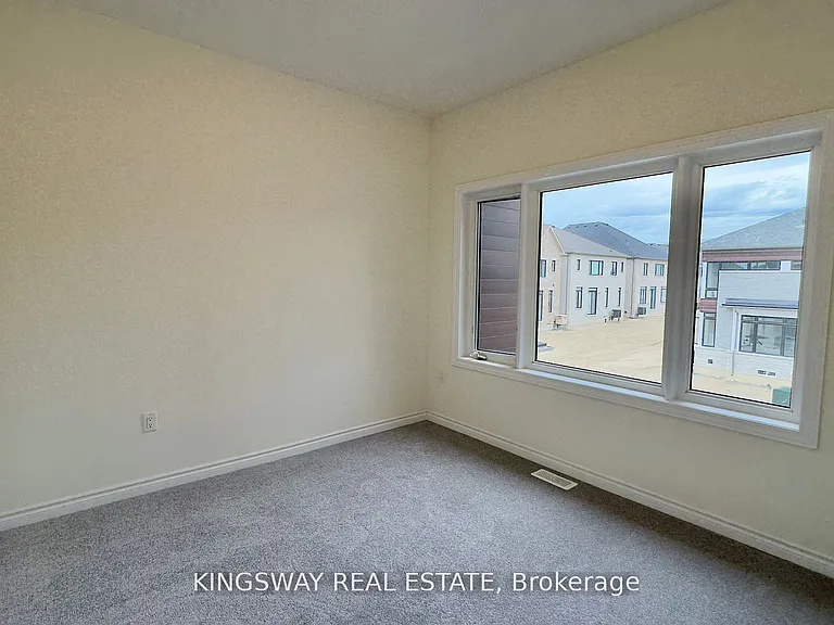 16 Blick Cres — Photo 18