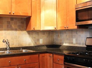 51 N Union St APT 1, Burlington, VT 05401
